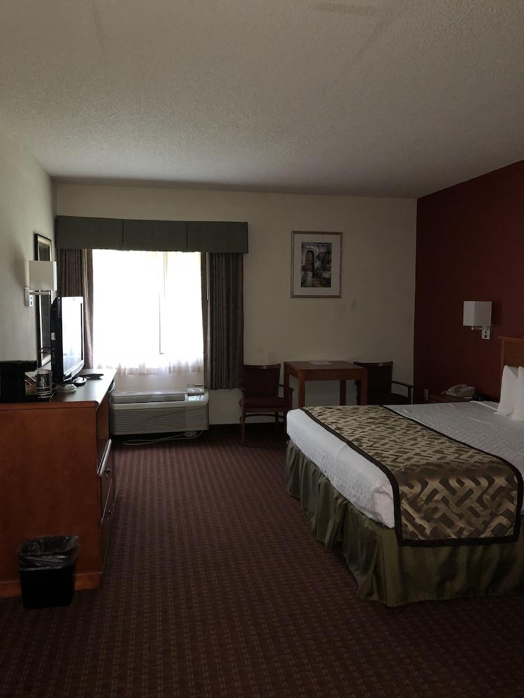 Millennium Inn Ellisville Eksteriør billede