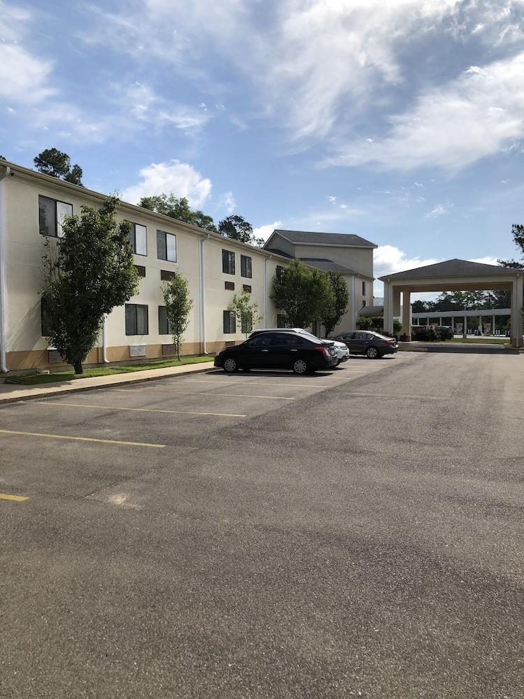 Millennium Inn Ellisville Eksteriør billede