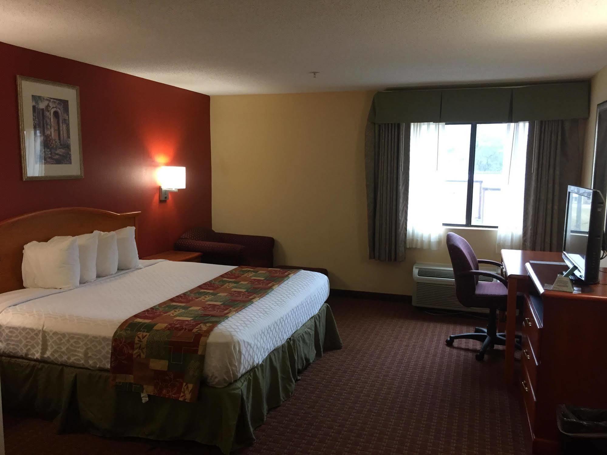 Millennium Inn Ellisville Eksteriør billede