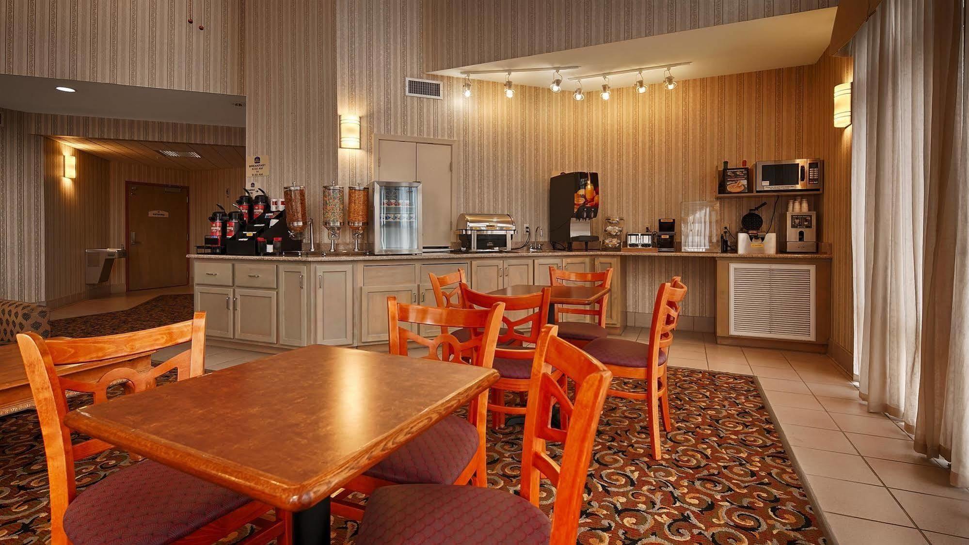 Millennium Inn Ellisville Eksteriør billede